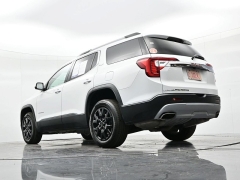 Used 2023  GMC Acadia FWD 4dr SLT at Landmark Auto Credit Center near springfield&comma; IL
