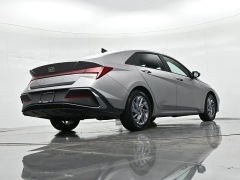Used 2024  Hyundai Elantra SEL IVT at Landmark Auto Credit Center near springfield&comma; IL
