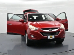 Used 2013  Hyundai Tucson 4d SUV AWD Limited at Landmark Auto Credit Center near springfield&comma; IL