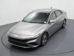 Used 2024  Hyundai Elantra SEL IVT at Landmark Auto Credit Center near springfield&comma; IL