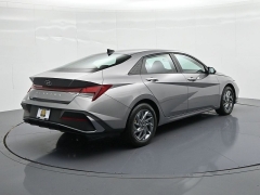 Used 2024  Hyundai Elantra SEL IVT at Landmark Auto Credit Center near springfield&comma; IL