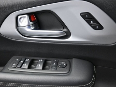 Used 2025  Chrysler Pacifica Limited FWD at Landmark Auto Credit Center near springfield&comma; IL