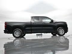Used 2020  Chevrolet Silverado 1500 4WD Double Cab 147" RST at Landmark Auto Credit Center near springfield&comma; IL
