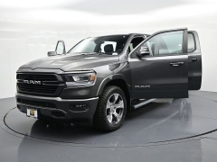 Used 2020  Ram 1500 4WD Crew Cab Laramie at Landmark Auto Credit Center near springfield&comma; IL