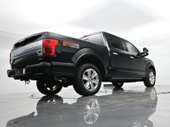 Used 2018  Ford F-150 4WD SuperCrew Platinum 5 1&sol;2 at Landmark Auto Credit Center near springfield&comma; IL