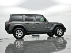 Used 2018  Jeep Wrangler Unlimited 4d SUV 4WD Sport at Landmark Auto Credit Center near springfield&comma; IL