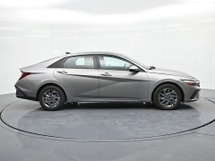 Used 2024  Hyundai Elantra SEL Convenience IVT at Landmark Auto Credit Center near springfield&comma; IL