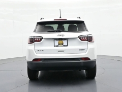 Used 2022  Jeep Compass Latitude 4x4 at Landmark Auto Credit Center near springfield&comma; IL