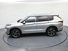 Used 2024  Mitsubishi Outlander SE FWD at Landmark Auto Credit Center near springfield&comma; IL