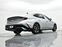 Used 2024  Hyundai Sonata SEL 2&period;5L AWD at Landmark Auto Credit Center near springfield&comma; IL