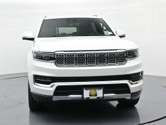 Used 2022  Jeep Grand Wagoneer Series I 4x4 at Landmark Auto Credit Center near springfield&comma; IL