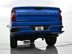 Used 2022  Chevrolet Silverado 1500 4WD Crew Cab 147" Custom at Landmark Auto Credit Center near springfield&comma; IL