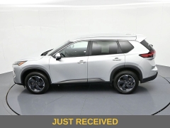 Used 2024  Nissan Rogue FWD SV at Landmark Auto Credit Center near springfield&comma; IL