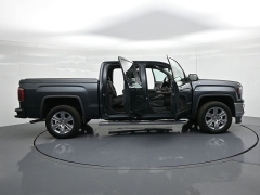 Used 2017  GMC Sierra 1500 4WD Crew Cab 143&period;5" SLT at Landmark Auto Credit Center near springfield&comma; IL