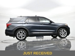 Used 2022  Ford Explorer Platinum 4WD at Landmark Auto Credit Center near springfield&comma; IL