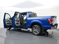 Used 2017  Ford F-150 4WD SuperCrew XLT 5 1&sol;2 at Landmark Auto Credit Center near springfield&comma; IL