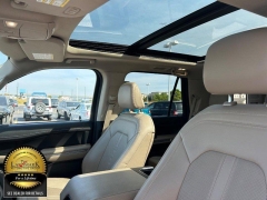 Used 2023  Ford Expedition Limited 4x4 at Landmark Auto Credit Center near springfield&comma; IL