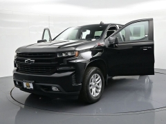 Used 2020  Chevrolet Silverado 1500 4WD Double Cab 147" RST at Landmark Auto Credit Center near springfield&comma; IL