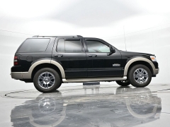 Used 2006  Ford Explorer 4d SUV 2WD Eddie Bauer V8 at Landmark Auto Credit Center near springfield&comma; IL