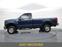 Used 2018  Ford Super Duty F-350 SRW 4WD Reg Cab 8' Box at Landmark Auto Credit Center near springfield&comma; IL