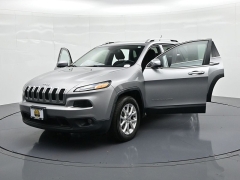 Used 2015  Jeep Cherokee 4WD 4dr Latitude at Landmark Auto Credit Center near springfield&comma; IL