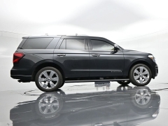 Used 2023  Ford Expedition Platinum 4x4 at Landmark Auto Credit Center near springfield&comma; IL