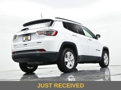 Used 2022  Jeep Compass Latitude 4x4 at Landmark Auto Credit Center near springfield&comma; IL