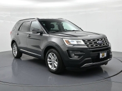 Used 2017  Ford Explorer 4d SUV FWD XLT Ecoboost at Landmark Auto Credit Center near springfield&comma; IL