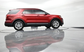 Used 2016  Ford Explorer 4d SUV FWD XLT at Landmark Auto Credit Center near springfield&comma; IL