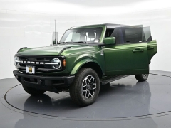 Used 2024  Ford Bronco Outer Banks 4 Door 4x4 at Landmark Auto Credit Center near springfield&comma; IL