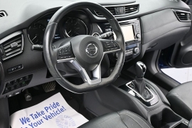 Used 2017  Nissan Rogue 4d SUV AWD SL at Landmark Auto Credit Center near springfield&comma; IL