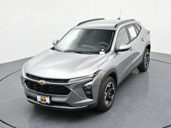 Used 2025  Chevrolet Trax FWD 4dr LT at Landmark Auto Credit Center near springfield&comma; IL