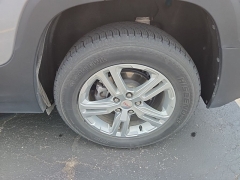 Used 2024  GMC Terrain AWD 4dr SLE at Landmark Auto Credit Center near springfield&comma; IL