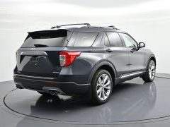 Used 2022  Ford Explorer Platinum 4WD at Landmark Auto Credit Center near springfield&comma; IL