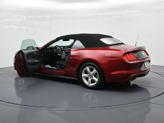 Used 2017  Ford Mustang 2d Convertible V6 at Landmark Auto Credit Center near springfield&comma; IL