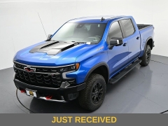Used 2022  Chevrolet Silverado 1500 4WD Crew Cab 147" ZR2 at Landmark Auto Credit Center near springfield&comma; IL