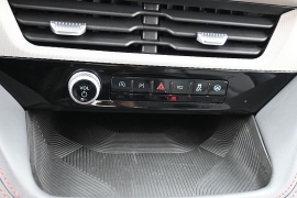 Used 2025  Ford Explorer Active 4WD at Landmark Auto Credit Center near springfield&comma; IL
