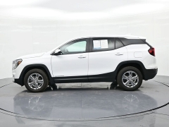Used 2024  GMC Terrain AWD 4dr SLE at Landmark Auto Credit Center near springfield&comma; IL