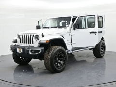 Used 2020  Jeep Wrangler Unlimited Sahara 4x4 at Landmark Auto Credit Center near springfield&comma; IL