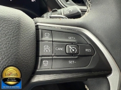 Used 2023  Jeep Grand Cherokee L Altitude 4x4 at Landmark Auto Credit Center near springfield&comma; IL