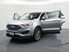 Used 2021  Ford Edge Titanium AWD at Landmark Auto Credit Center near springfield&comma; IL