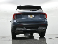 Used 2025  Ford Explorer Active 4WD at Landmark Auto Credit Center near springfield&comma; IL