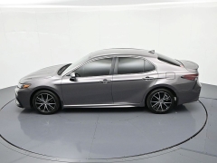 Used 2024  Toyota Camry SE Auto at Landmark Auto Credit Center near springfield&comma; IL