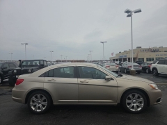 Used 2013  Chrysler 200 4d Sedan Touring at Landmark Auto Credit Center near springfield&comma; IL