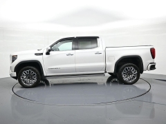 Used 2023  GMC Sierra 1500 4WD Crew Cab 147" Denali Ultimate at Landmark Auto Credit Center near springfield&comma; IL