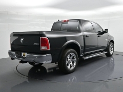 Used 2015  Ram 1500 4WD Crew Cab Laramie at Landmark Auto Credit Center near springfield&comma; IL