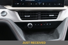 Used 2025  Ford Explorer Active 4WD at Landmark Auto Credit Center near springfield&comma; IL