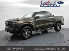 Used 2024  GMC Canyon 4WD Crew Cab AT4 at Landmark Auto Credit Center near springfield&comma; IL