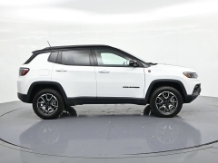 Used 2025  Jeep Compass Trailhawk 4x4 at Landmark Auto Credit Center near springfield&comma; IL