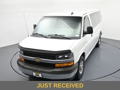 Used 2018  Chevrolet Express Wagon 3500 Wagon LT at Landmark Auto Credit Center near springfield&comma; IL